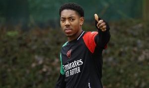 开云体育官网-希勒：斯凯利的大腿肌肉像树干一样粗壮结实，身体条件太出色了